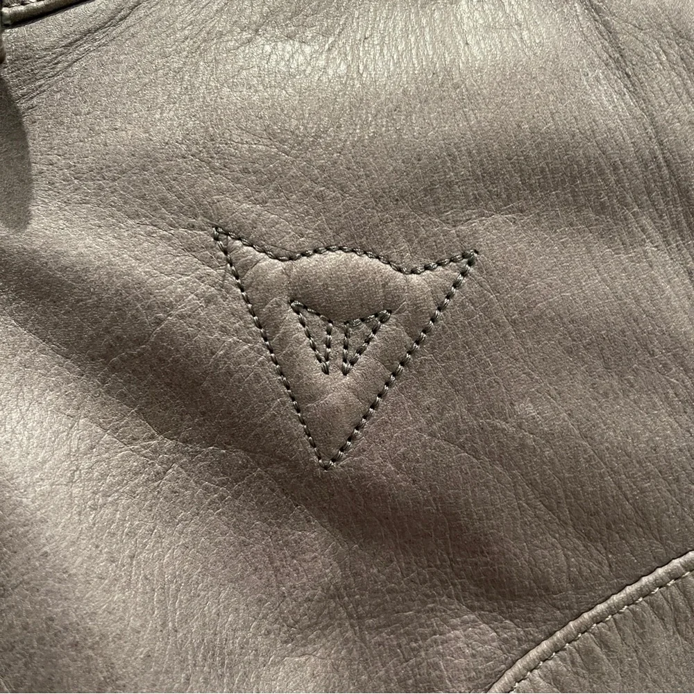 Dainese women’s leather motorcycle jacket - 42 - Picture 8 of 9